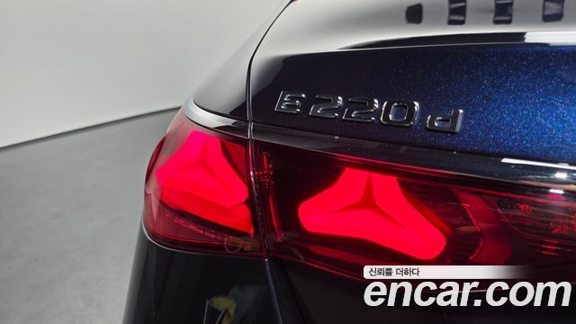 Mercedes-Benz E-Class (W214) E220d 4MATIC Exclusive 2026 — фото 23