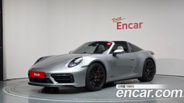 Porsche 911 (992) Targa 4 GTS
