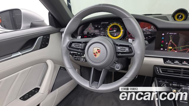 Porsche 911 (992) Targa 4 GTS 2024 — фото 17