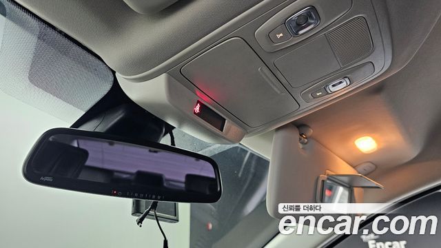 Renault Korea SM6 2.0 GDe LE 2017 — фото 18
