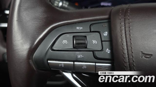 Cadillac Escalade (V) 6.2 Sports Platinum 2022 — фото 19