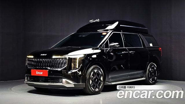 Kia Carnival (IV) HEV 4-Seater Hi Limousine Signature 2025 — фото 1