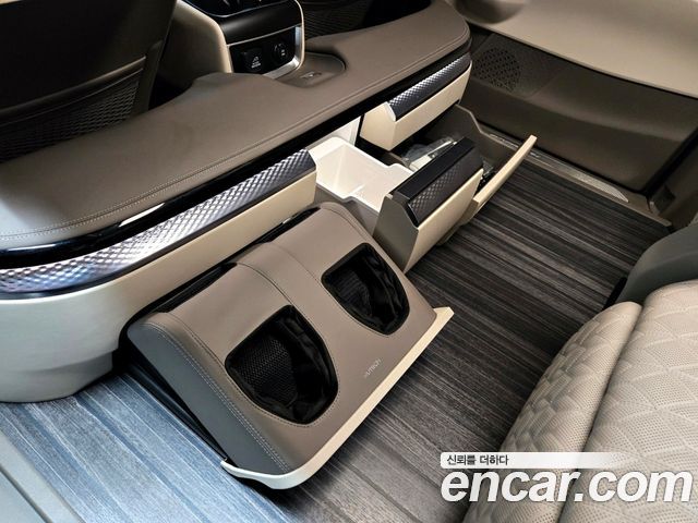 Kia Carnival (IV) HEV 4-Seater Hi Limousine Signature 2025 — фото 17