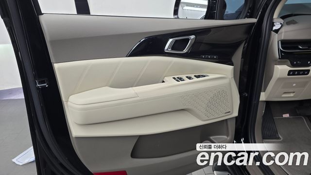 Kia Carnival (IV) HEV 4-Seater Hi Limousine Signature 2025 — фото 31