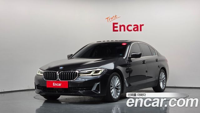 BMW 5 Series (G30) 520i Luxury