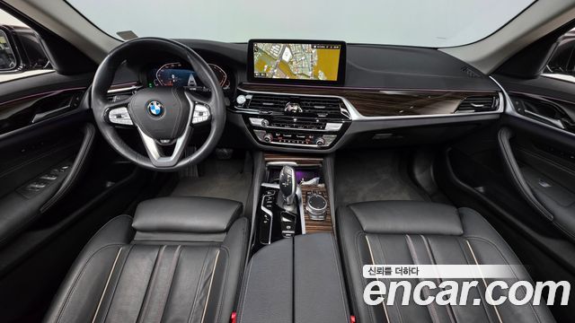 BMW 5 Series (G30) 520i Luxury 2023 — фото 7