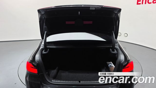 BMW 5 Series (G30) 520i Luxury 2023 — фото 20