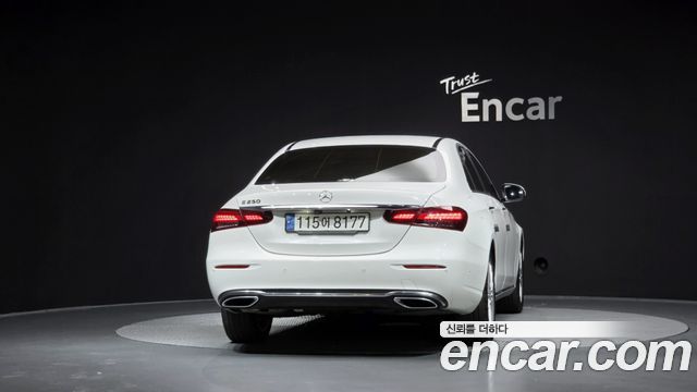 Mercedes-Benz E-Class (W213) E250 Exclusive 2021 — фото 4