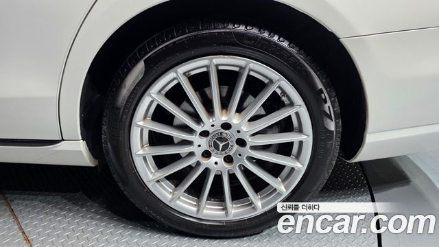 Mercedes-Benz E-Class (W213) E250 Exclusive 2021 — фото 21