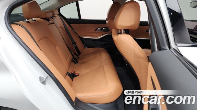 BMW 3 Series (G20) 320d 2025 — фото 12