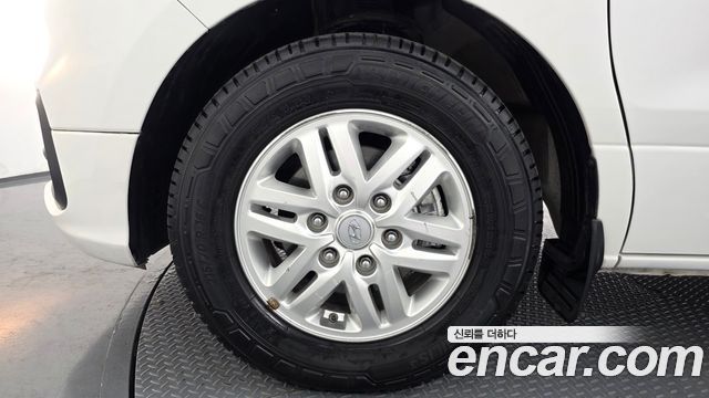 Hyundai Grand Starex Van 3-Seater Smart 2021 — фото 5