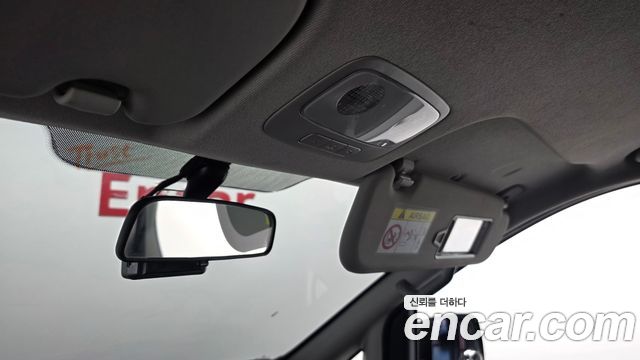 Hyundai Grand Starex Van 3-Seater Smart 2021 — фото 17