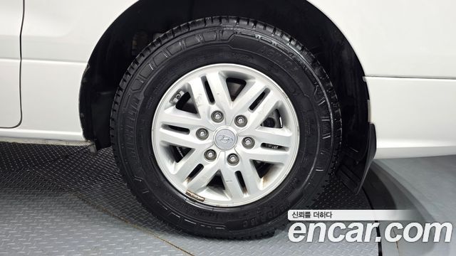 Hyundai Grand Starex Van 3-Seater Smart 2021 — фото 21