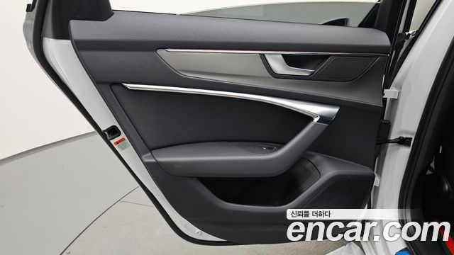 Audi A6 (C8) 45 TFSI Quattro 2020 — фото 31