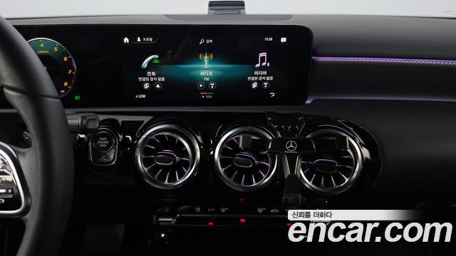Mercedes-Benz A-Class (W177) A220 Hatchback 2022 — фото 12