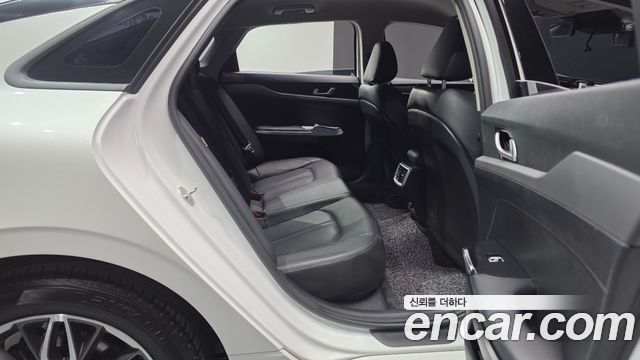 Kia K5 (III) 2.0 LPI(Renter car) Trandy 2023 — фото 11
