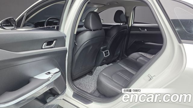 Kia K5 (III) 2.0 LPI(Renter car) Trandy 2023 — фото 12