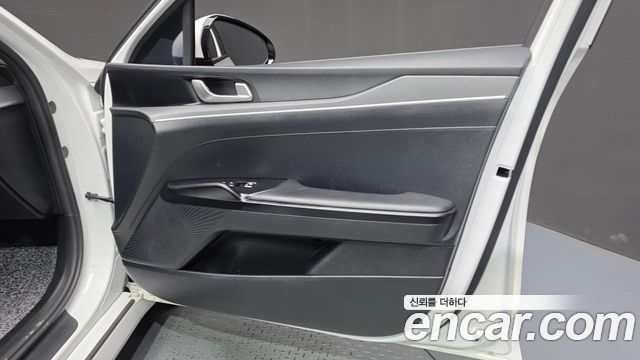 Kia K5 (III) 2.0 LPI(Renter car) Trandy 2023 — фото 24