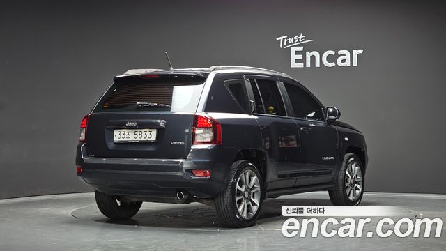 Jeep Compass 2.4 Limited 1st 2015 — фото 2