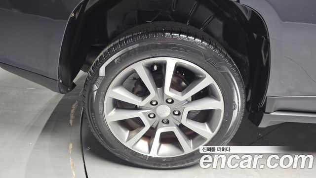 Jeep Compass 2.4 Limited 1st 2015 — фото 5