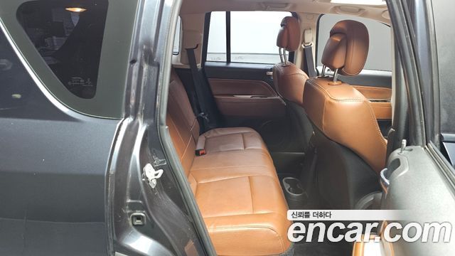 Jeep Compass 2.4 Limited 1st 2015 — фото 11