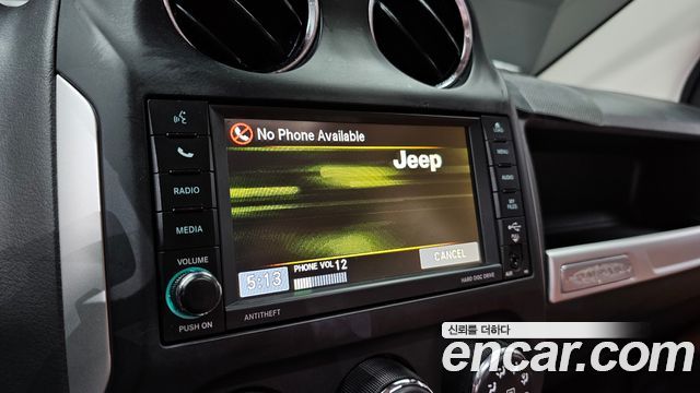 Jeep Compass 2.4 Limited 1st 2015 — фото 16