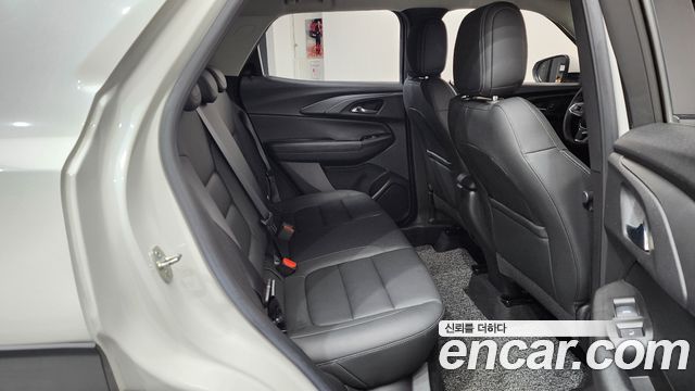 Chevrolet Trailblazer 1.3 Turbo 2WD LT 2022 — фото 11