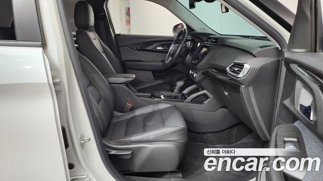 Chevrolet Trailblazer 1.3 Turbo 2WD LT 2022 — фото 26