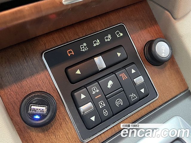 Land Rover Discovery 4 3.0 SDV6 SE 2015 — фото 21