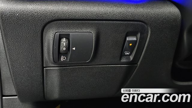 Renault Korea SM6 2.0 GDe LE 2017 — фото 27