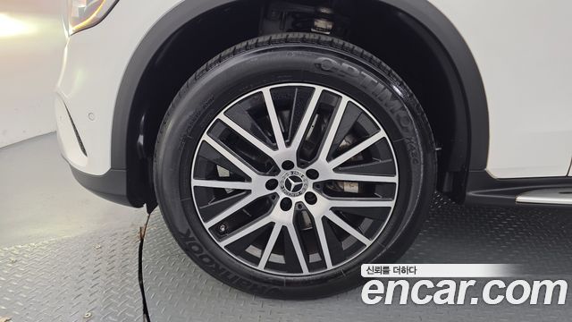 Mercedes-Benz GLC-Class (X253) GLC300e 4MATIC 2021 — фото 5