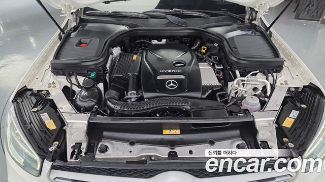 Mercedes-Benz GLC-Class (X253) GLC300e 4MATIC 2021 — фото 6
