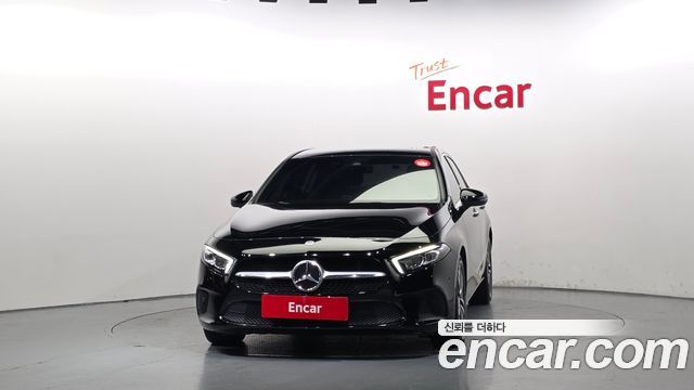 Mercedes-Benz A-Class (W177) A220 Hatchback 2022 — фото 3
