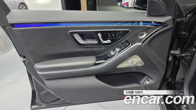 Mercedes-Benz S-Class (W223) S500L 4MATIC 2021 — фото 24