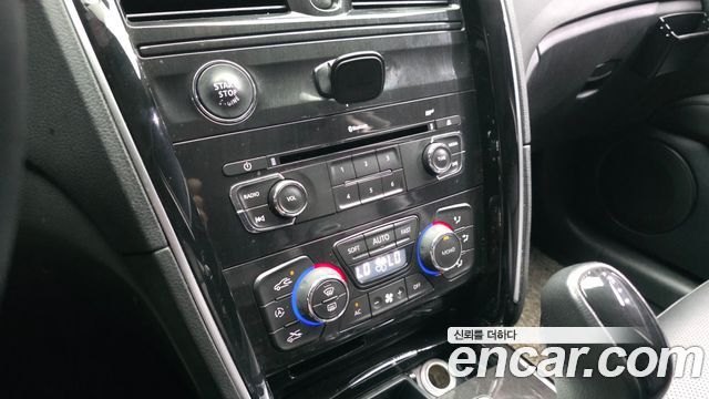 Renault Korea SM7 Nova LPLI 2.0 LPe Disabled 2019 — фото 16