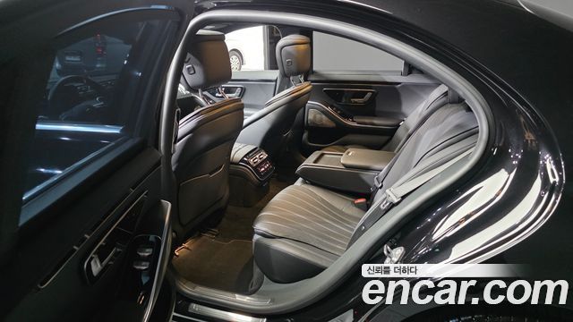 Mercedes-Benz S-Class (W223) S350 d 2021 — фото 11