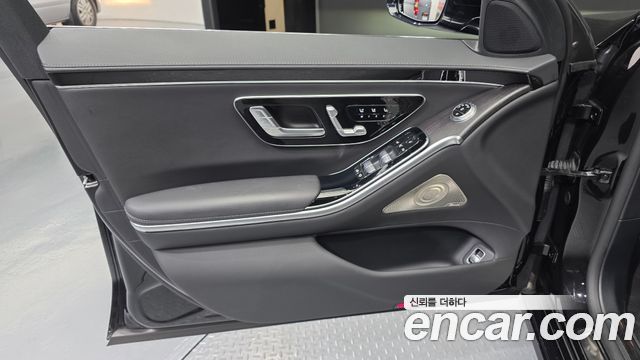 Mercedes-Benz S-Class (W223) S350 d 2021 — фото 24