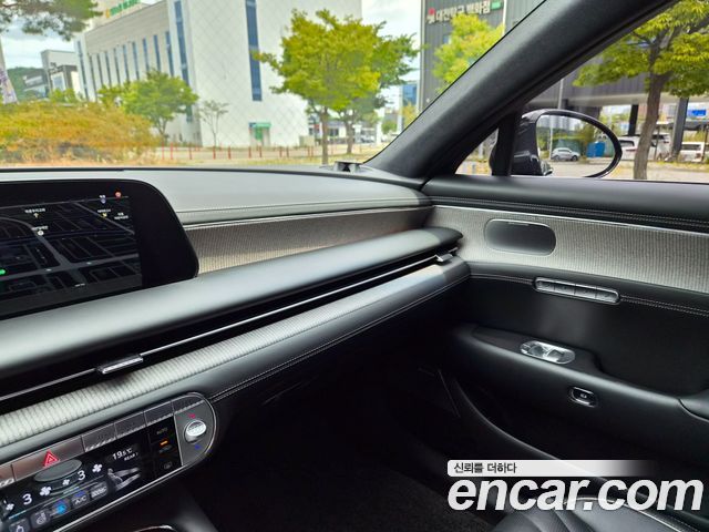 Genesis G90 (RS4) Gasoline 3.5 Turbo AWD 2022 — фото 23