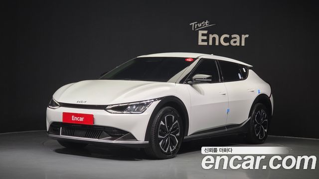 Kia EV6 Long Range Light 2024 — фото 1