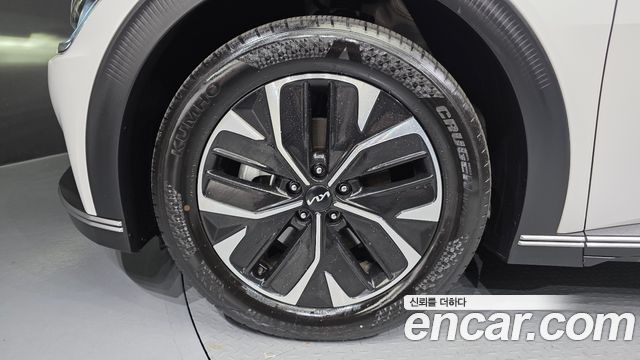 Kia EV6 Long Range Light 2024 — фото 5