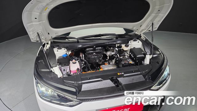 Kia EV6 Long Range Light 2024 — фото 6
