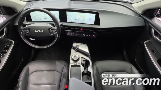 Kia EV6 Long Range Light 2024 — фото 7