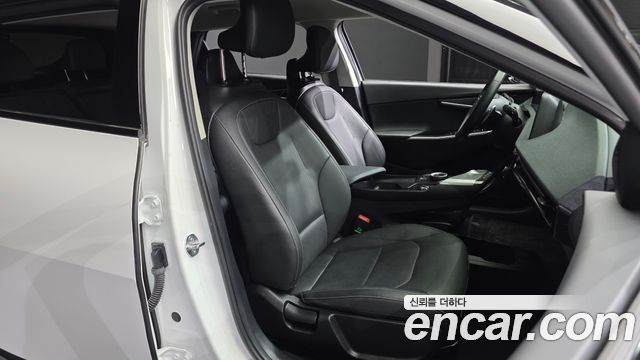 Kia EV6 Long Range Light 2024 — фото 26