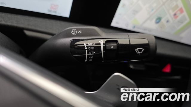 Kia EV6 Long Range Light 2024 — фото 27