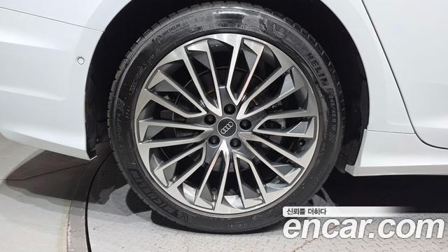 Audi A6 (C8) 45 TFSI Quattro Premium 2025 — фото 5
