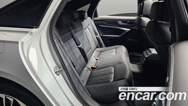Audi A6 (C8) 45 TFSI Quattro Premium 2025 — фото 15