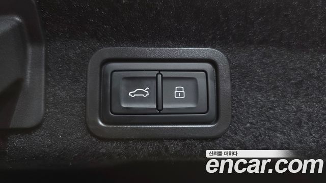 Audi A6 (C8) 45 TFSI Quattro Premium 2025 — фото 38