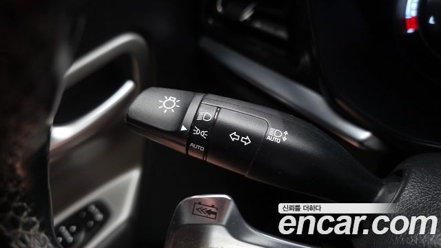 Kia Niro Plus Air 2023 — фото 18