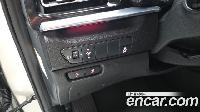 Kia Niro Plus Air 2023 — фото 28