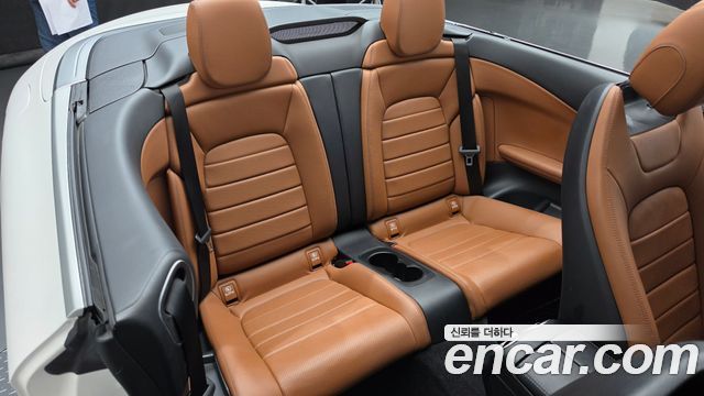 Mercedes-Benz C-Class (W205) C200 Cabriolet 2019 — фото 12
